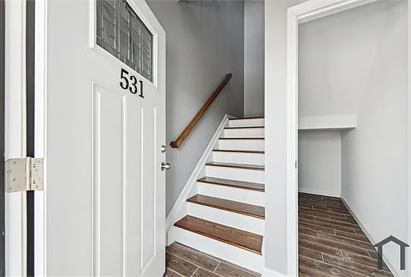 531 Livingston St #2 — Photo 3