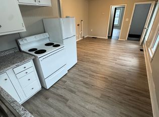 1013 Harding Way E #2, Galion, OH 44833