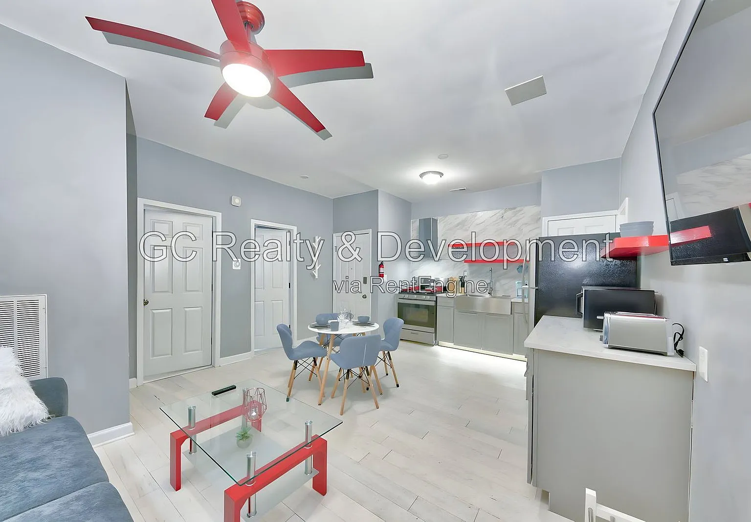 2 bed, 1.0 bath, 529 sqft, $1,760 — Photo 4