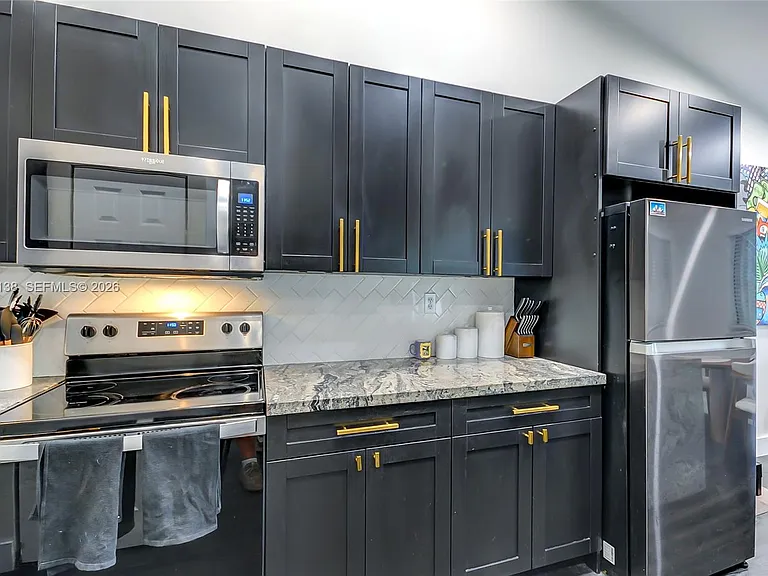 14014 SW 91st Ter #14014 — Photo 11
