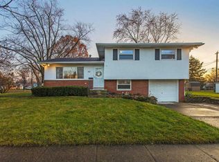 927 Garvey Rd, Columbus, OH 43229