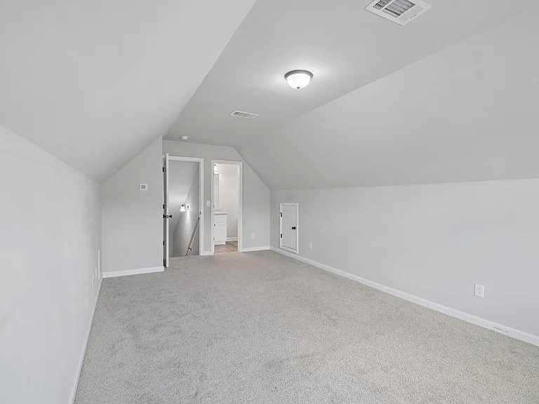 1121 Birchwood Dr — Photo 34