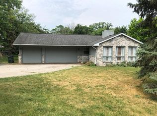 1626 N Denise Ave, Palatine, IL 60074