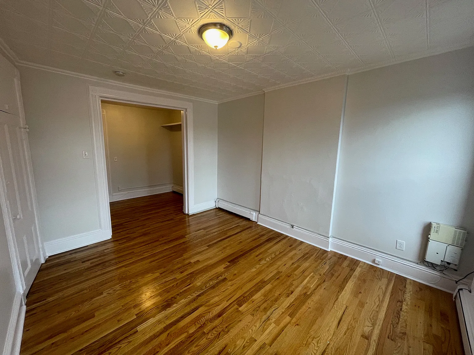 800 Park Avenue — Photo 4