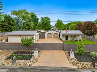 202 Woodlawn Rd, Cranberry Township, PA 16066