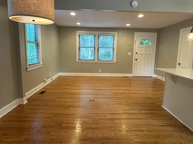 813 Gwynn Dr — Photo 6