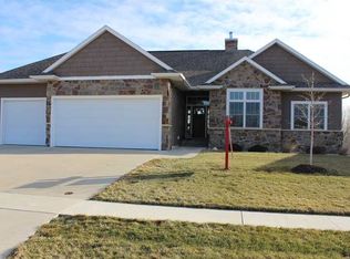4295 Par Cir, Marion, IA 52302