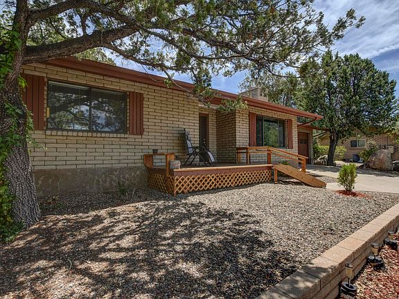 3rd image of 1291 Los Arcos Dr