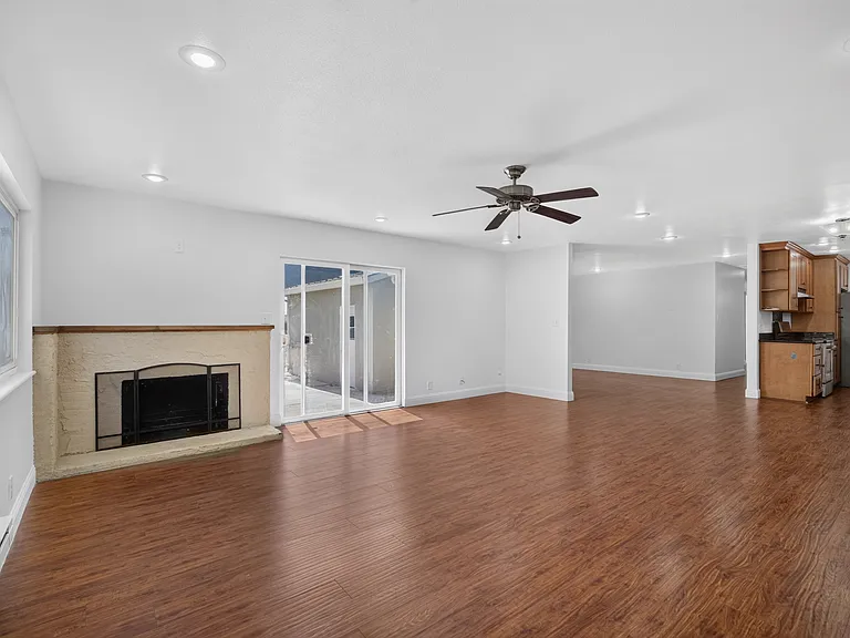 2045 Larsen Ct — Photo 7