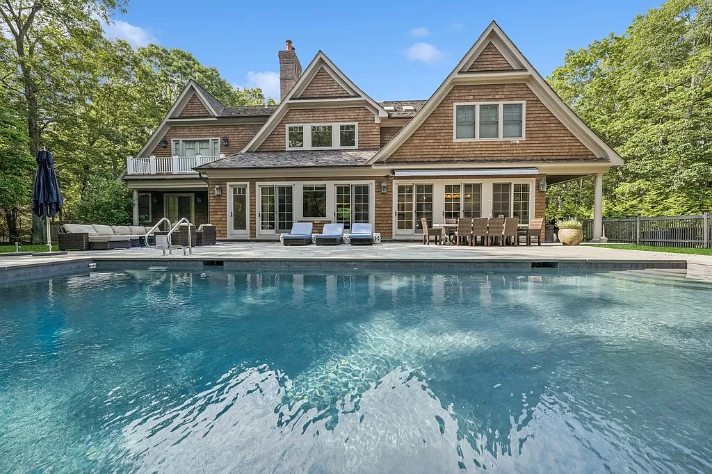 Stunning Sag Harbor Summer Rental — Photo 2
