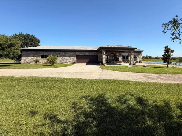 10210 Masters Rd, Manvel, TX 77578