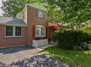 405 E Moreland Rd, Willow Grove, PA 19090