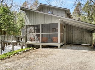 60 Hupi Woods Cir, Monterey, MA 01245