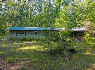 663 NE 260th Ave, Old Town, FL 32680