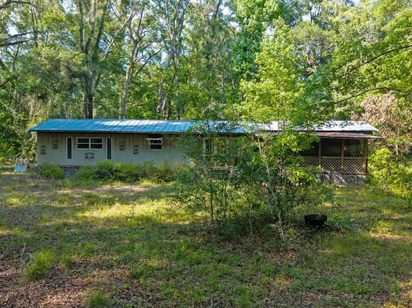 663 NE 260th Ave, Old Town, FL 32680