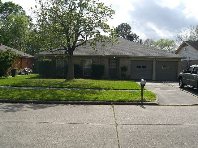 1st image of 16222 La Avenida Dr