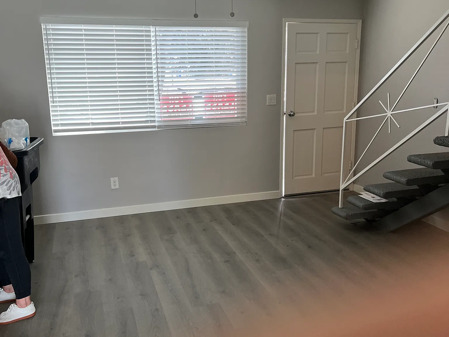 2 bed, 1.5 bath, 900 sqft, $2,600 — Photo 3