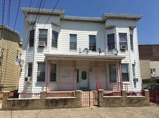 510 29th St, Union City, NJ 07087