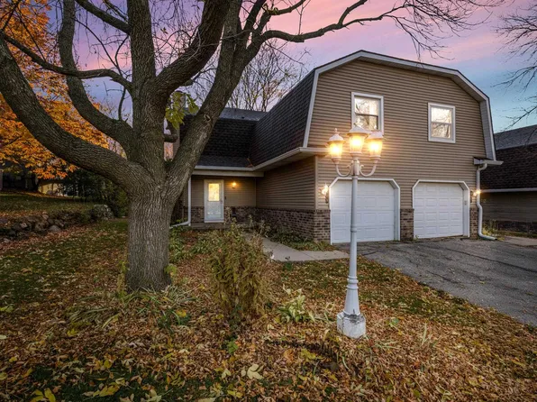 909 Hemlock Dr, Verona, WI 53593