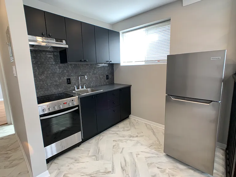105 Rosemount Ave — Photo 7