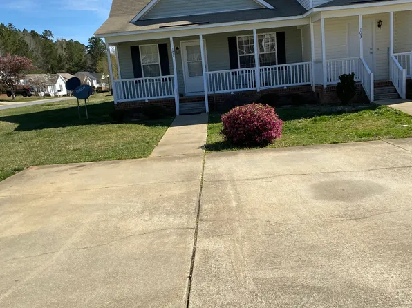 101 Piccadilly Ct, Clayton, NC 27520