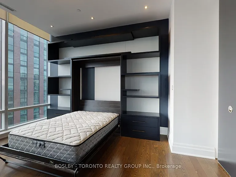 295 Adelaide St W #Penthouse 01 — Photo 13