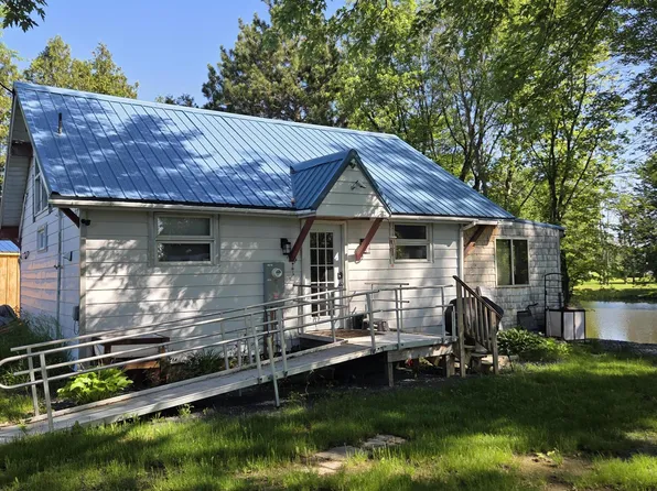 2710 Lake Shore Rd, Chazy, NY 12921