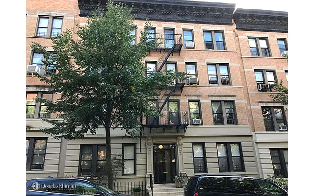 Rented by Douglas Elliman | media 28