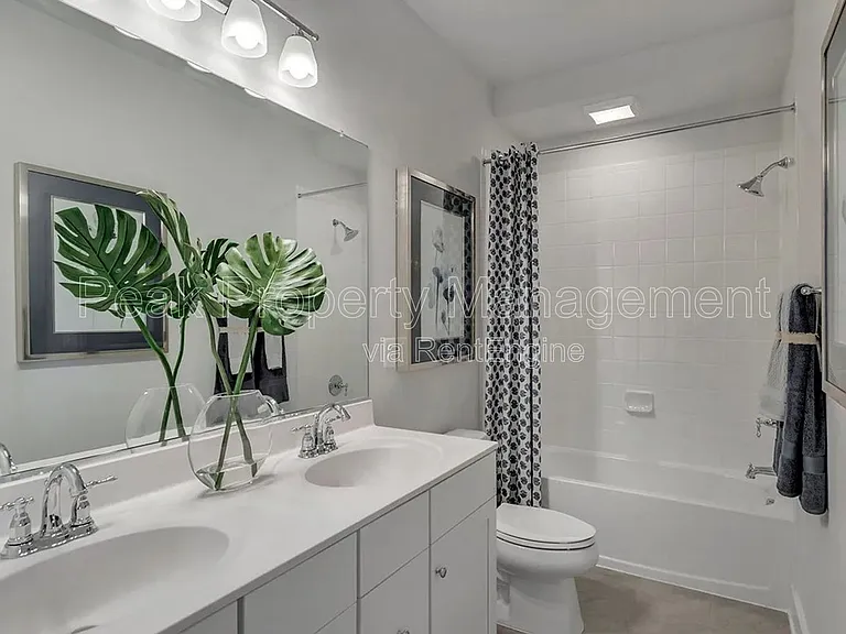 4644 Wistar Creek Dr #B — Photo 17