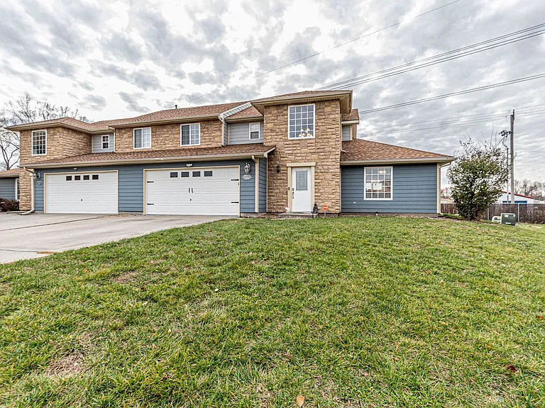 601 Seitz Ct — Photo 1