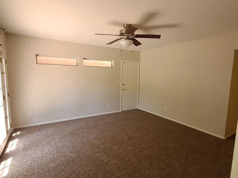 1407 W Glenrosa Ave — Photo 5