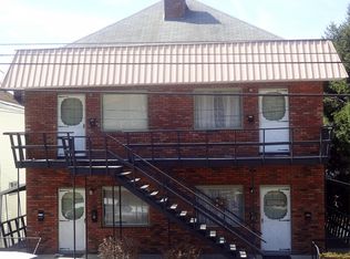 1113B Marshall St, McMechen, WV 26040