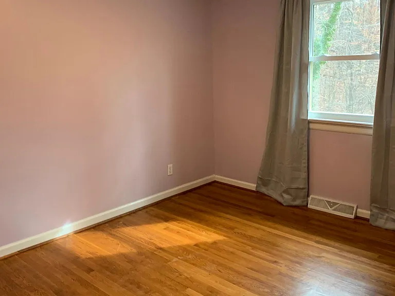 145 Georgetown Grn — Photo 9