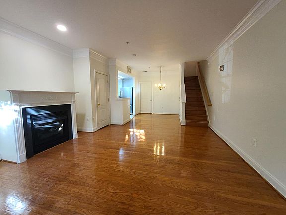 5th image of 8082 Genea Way #34