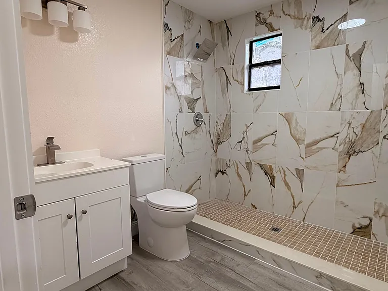 608 Poplar St — Photo 16