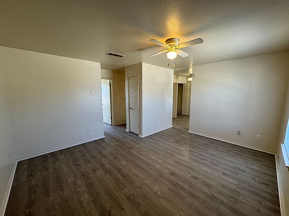 4th image of 1709 Cedarhill Dr APT D