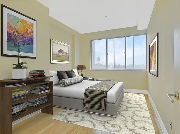 756 Myrtle Avenue image 2 of 9