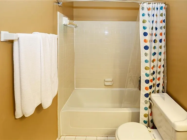 402 Olde Mill Ln — Photo 10