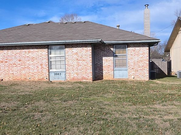 2003 E Battlefield St