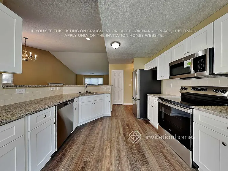 13913 Ballyshannon Ln — Photo 7