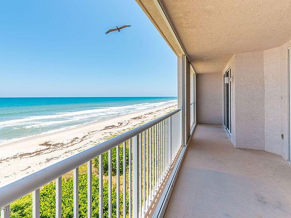 BALCONY SOUTH VIEW