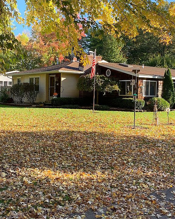2nd image of 604 Unionville Rd