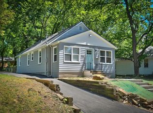 1533 N Pleasant St, Independence, MO 64050