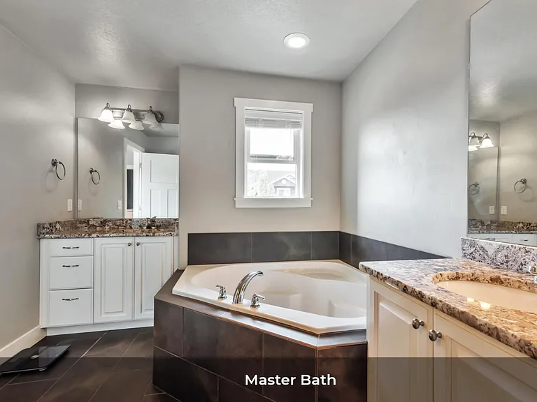 4190 N Cresthaven Ln — Photo 19