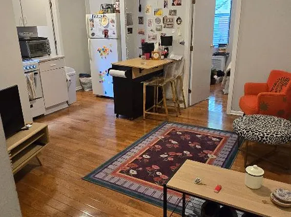 334 East 65th Street image 1 of 12