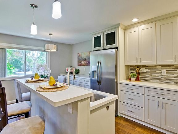 2nd image of 4547 Caraway Ct
