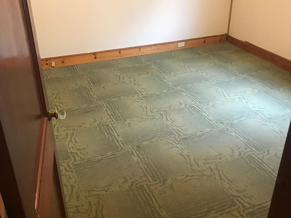 2nd image of 20 Kennebec St APT 2