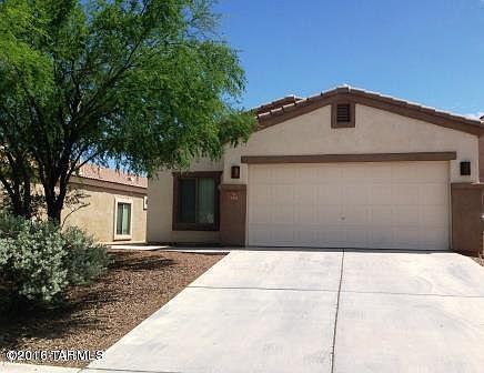 1st image of 118 E Calle Puente Lindo