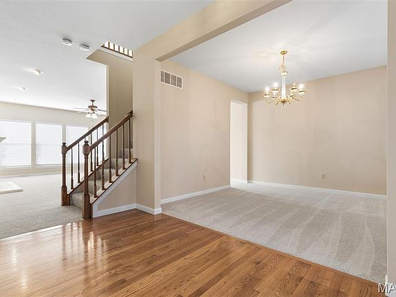 2nd image of 769 Cypress Knoll Dr