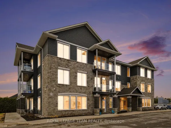 5874 County Road 19 Rd #104, North Grenville, ON K0G 1J0